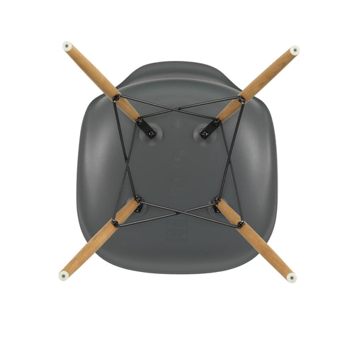 Cadeira Eames em Plástico DSW / Base maple